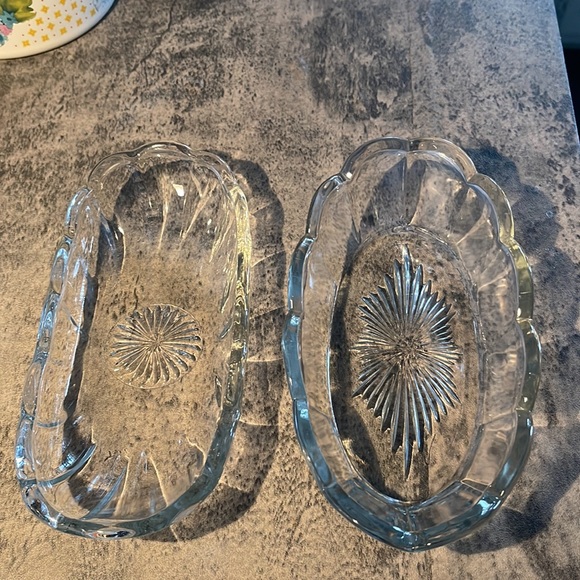 2 vintage glass condiment serving dishes or display 💎 - Picture 2 of 16
